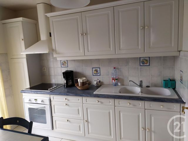 Appartement F3 à vendre - 3 pièces - 58.85 m2 - SOISSONS - 02 - PICARDIE - Century 21 L.S. Immobilier Appartement F3 à vendre - 3 pièces - 58.85 m2 - SOISSONS - 02 - PICARDIE - Century 21 L.S. Immobilier