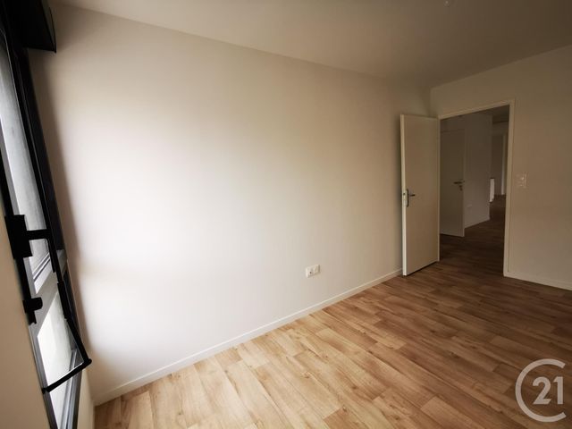 Appartement T3 à louer - 3 pièces - 86.65 m2 - SOISSONS - 02 - PICARDIE - Century 21 L.S. Immobilier Appartement T3 à louer - 3 pièces - 86.65 m2 - SOISSONS - 02 - PICARDIE - Century 21 L.S. Immobilier