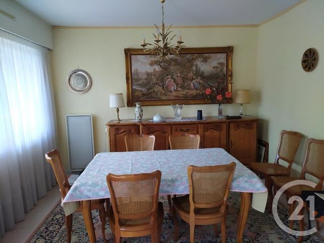 Appartement F3 à vendre - 3 pièces - 99.0 m2 - SOISSONS - 02 - PICARDIE - Century 21 L.S. Immobilier Appartement F3 à vendre - 3 pièces - 99.0 m2 - SOISSONS - 02 - PICARDIE - Century 21 L.S. Immobilier
