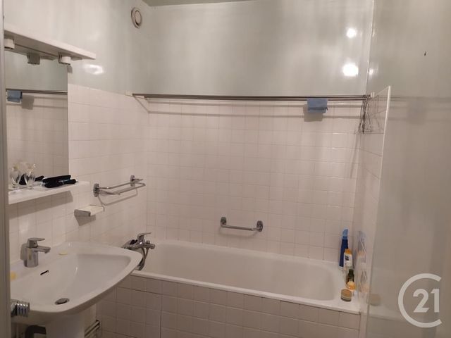 Appartement F3 à vendre - 3 pièces - 99.0 m2 - SOISSONS - 02 - PICARDIE - Century 21 L.S. Immobilier Appartement F3 à vendre - 3 pièces - 99.0 m2 - SOISSONS - 02 - PICARDIE - Century 21 L.S. Immobilier
