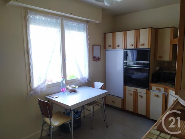 Appartement F3 à vendre - 3 pièces - 99.0 m2 - SOISSONS - 02 - PICARDIE - Century 21 L.S. Immobilier Appartement F3 à vendre - 3 pièces - 99.0 m2 - SOISSONS - 02 - PICARDIE - Century 21 L.S. Immobilier